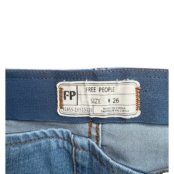 Free People Flare Jeggings | Size 26 | Stretch Pull-On Light Wash Denim - Picture 2 of 8
